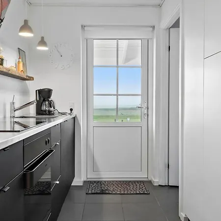 Hyggeligt Raekkehus Taet Pa Vesterhavet Sj588